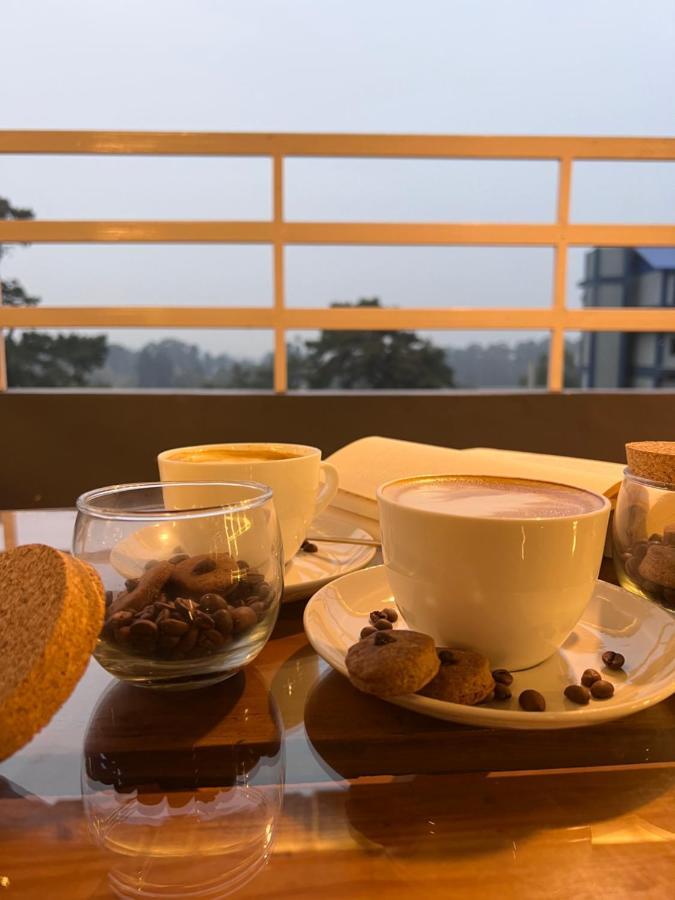 The Living Roof Hotel Shillong Eksteriør billede